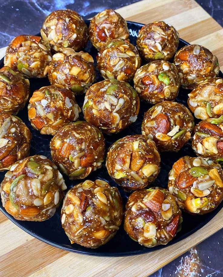 Dry food laddu